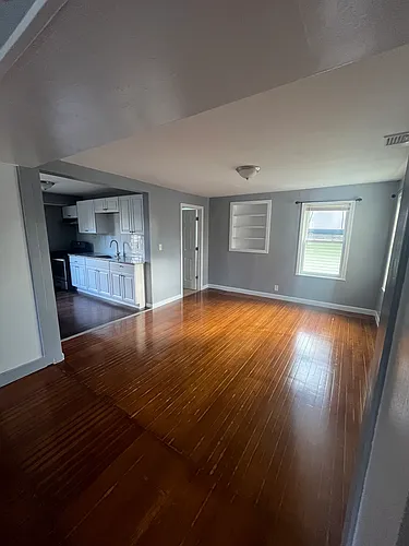 28 Prospect St #2 Photo 1