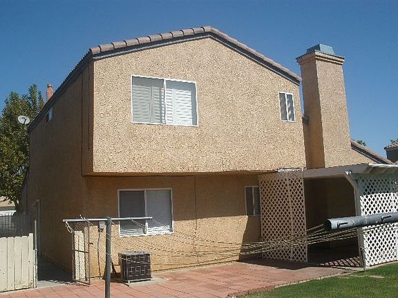 5th image of 1104 Langhorn St