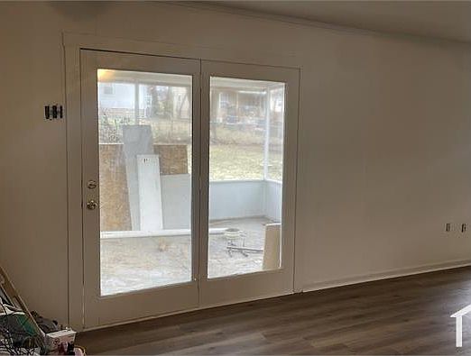 5th image of 915 Byars Ave