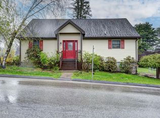 31 Walnut Avenue, Johnstown, NY 12095