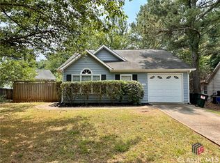 136 Lauren Ln, Athens, GA 30605