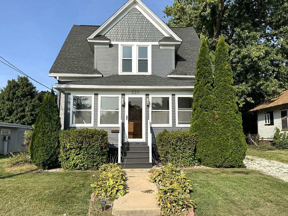 1st image of 220 N Pleasant Ave