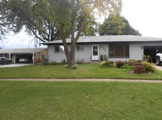 603 W Blaine St, Harvard, IL 60033