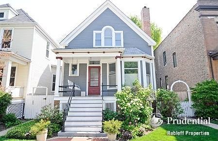 1st image of 3909 N Hoyne Ave