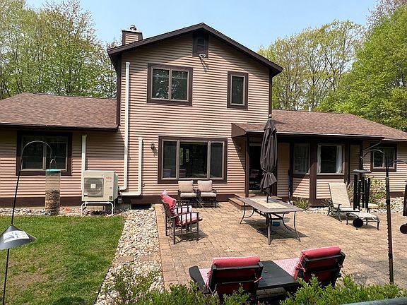 2nd image of 1496 N Marilyn Ave