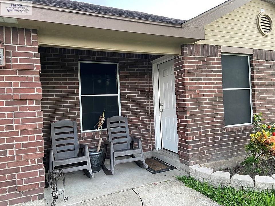 2nd image of 1402 Julissa Dr