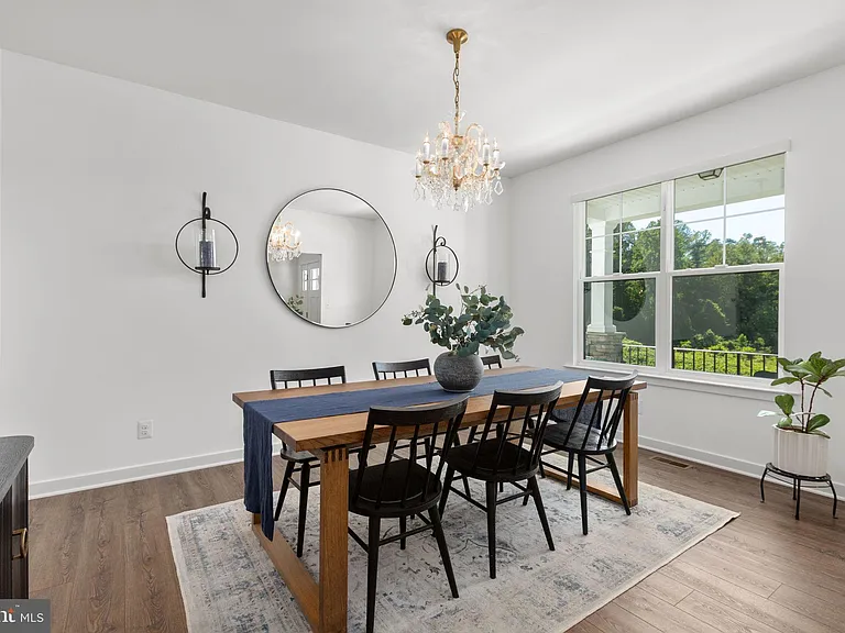 15 Grove Ln — Photo 10