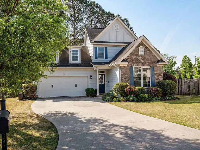 726 Bonnie Oaks Ln — Photo 7