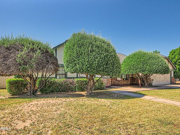 3rd image of 1951 E Enrose Street