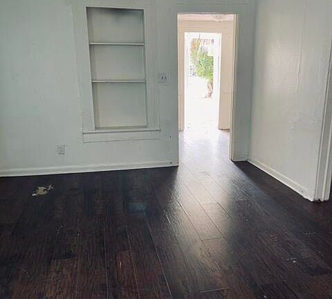 3rd image of 1610 N 14th Street