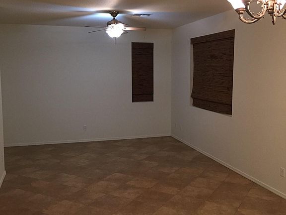 4th image of 1019 E Sunland Ave