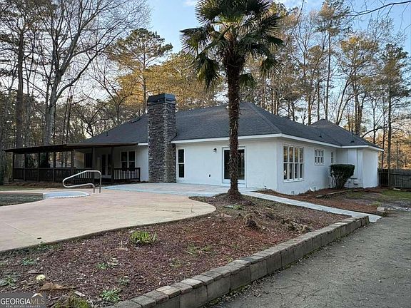 3rd image of 2518 W McIntosh Rd