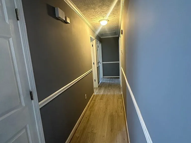 407 Southmoore Cir — Photo 6
