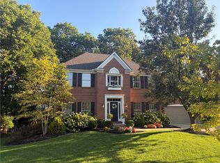 130 Springhouse Dr, Springboro, OH 45066