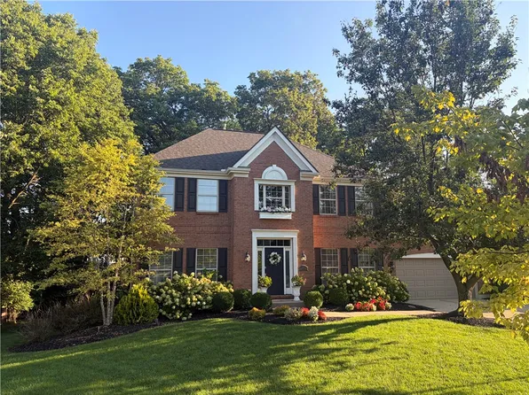 130 Springhouse Dr, Springboro, OH 45066