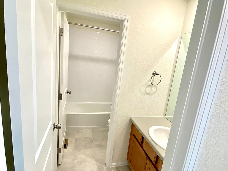 17619 Olive St — Photo 20