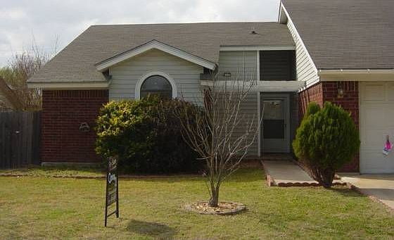 1st image of 1813 Cedarview Dr