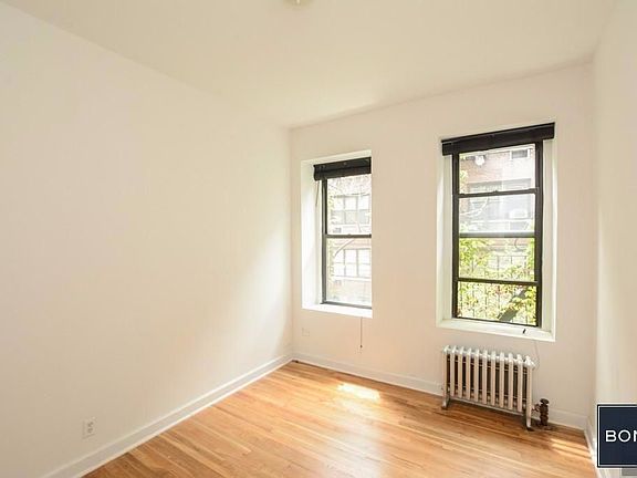 3rd image of 326 E 91st St #12