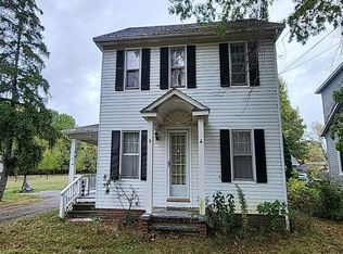 9725 E River Rd, Elyria, OH 44035