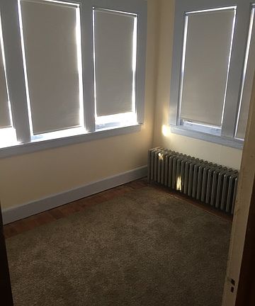 4th image of 5636 N Saint Louis Ave APT 2