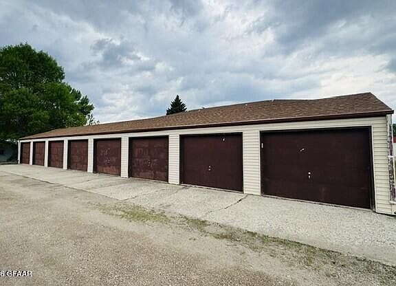 2nd image of 310 Main St #6