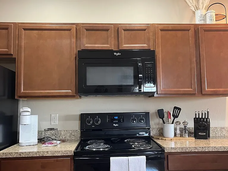 67 Village Dr — Photo 7