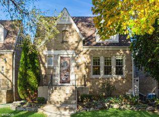 4854 W Balmoral Ave, Chicago, IL 60630
