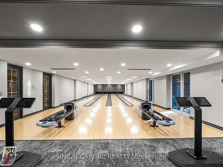 78 Harrison Garden Blvd #1007 — Photo 28