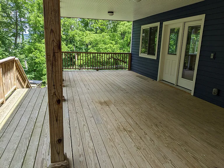 32 Maplewood Rd #A — Photo 10