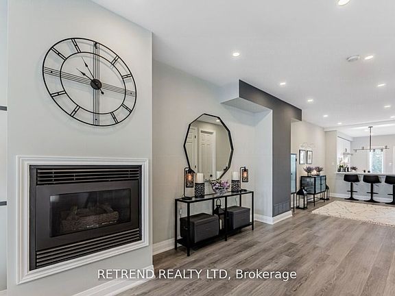 4th image of 8H Hycrest Ave