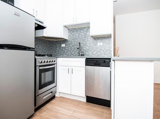 511 W Belmont Ave #3080, Chicago, IL 60657