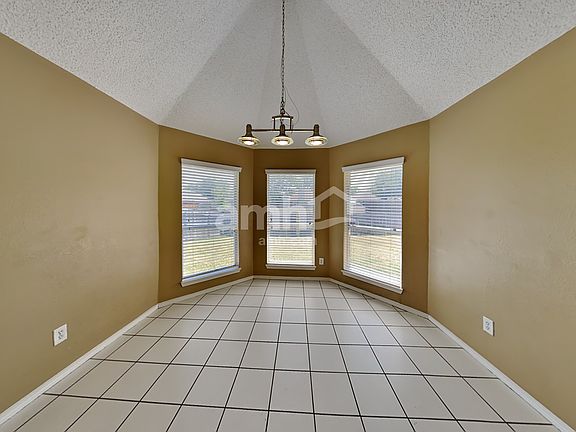 5th image of 6501 Gardenia Dr