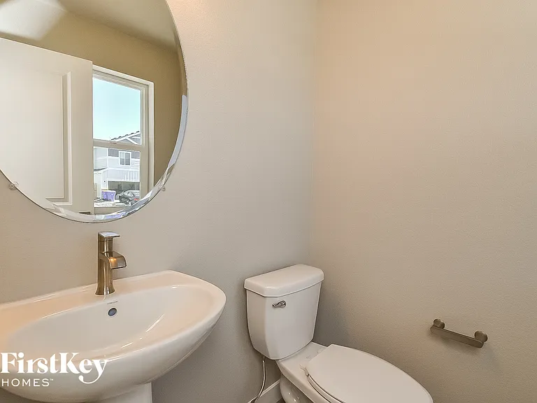 10718 Luneth Dr — Photo 13