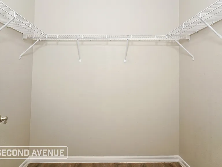 486 Hoffer St — Photo 14