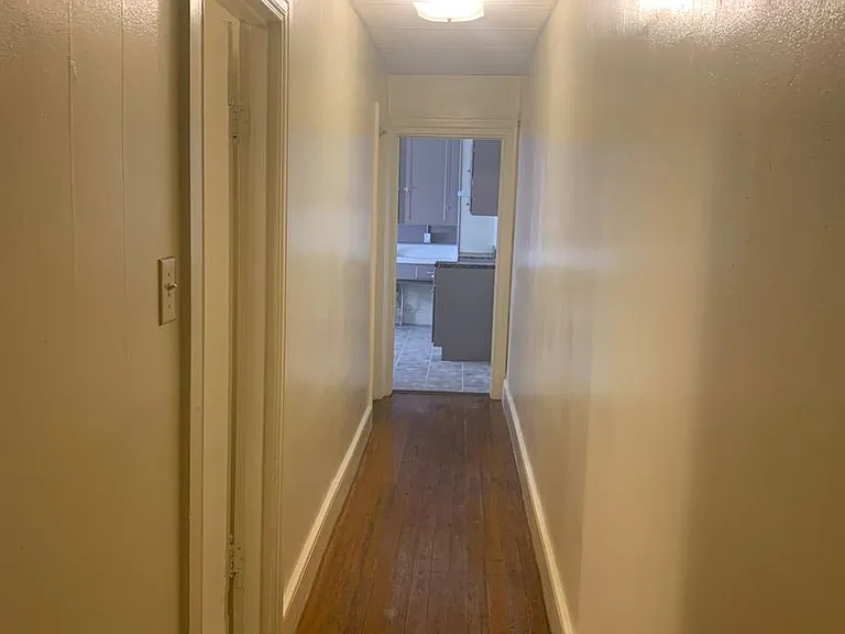 625 E Market St #2 — Photo 3