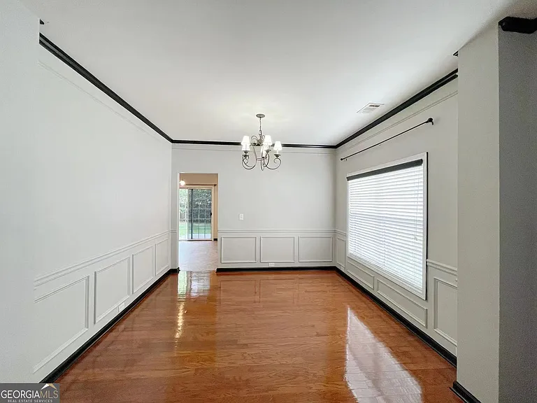 401 Norton Xing — Photo 3