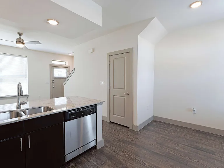 The District At Cypress Waters - Parson's Green — Photo 862
