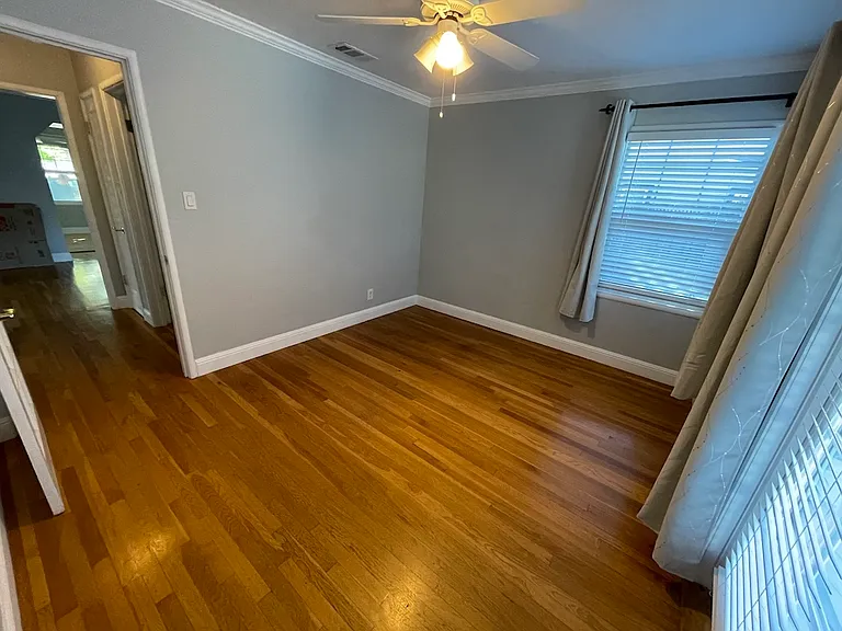 2067 Jonathan Ave — Photo 26