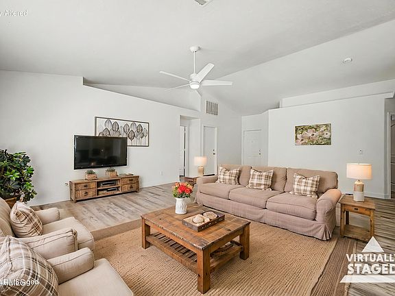 3rd image of 4069 S KIRBY Street