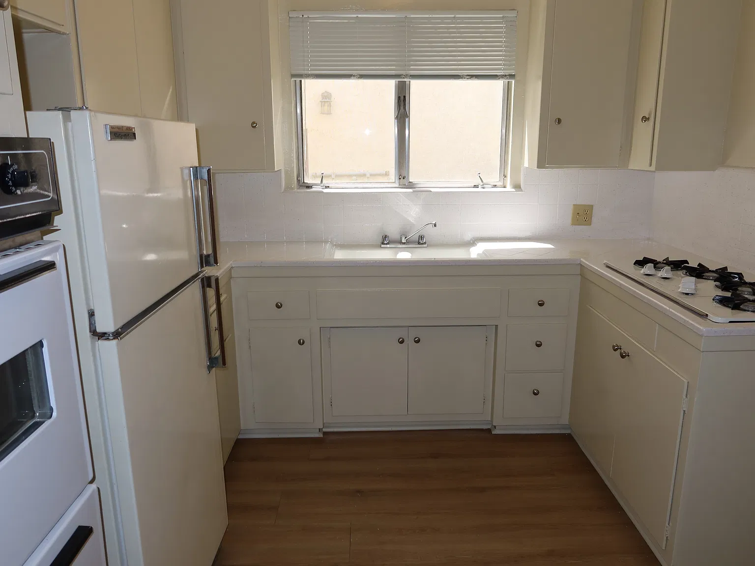1 bed, 700 sqft, $1,895 — Photo 4