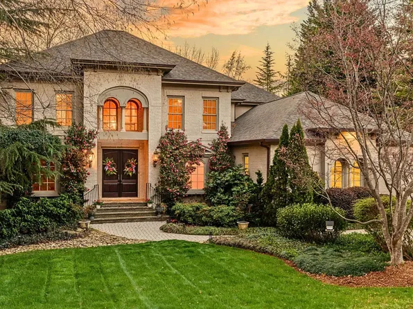 111 Siena Dr, Greenville, SC 29609