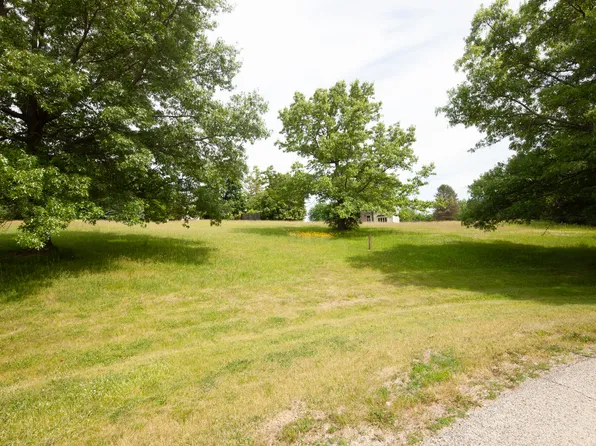 2905 Fox Knoll Ct, Johnsburg, IL 60051