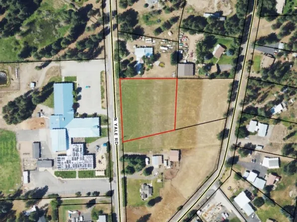 25 N Yale Rd, Chattaroy, WA 99003