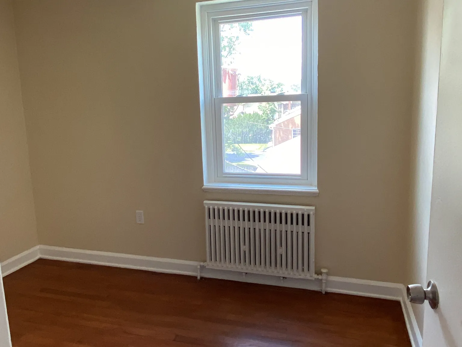 Southview Apartment Llc - 661 - J — Photo 4