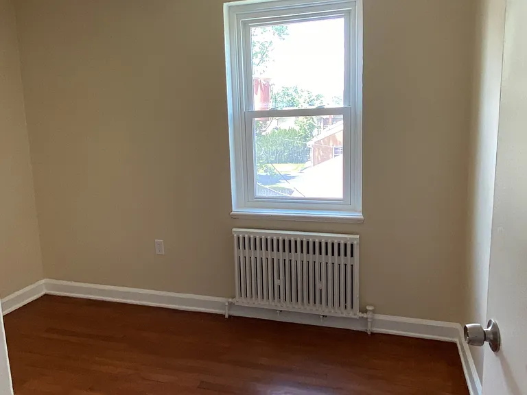 2661 South St SE #J — Photo 4