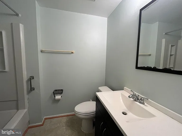 39 Triple Crown Ct — Photo 9
