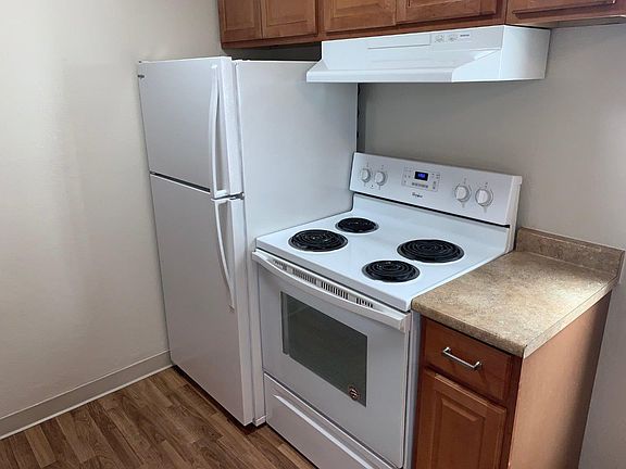 5th image of 919 Capitola Ave #21