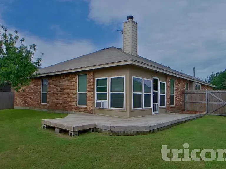 157 Spring Hollow Dr — Photo 15