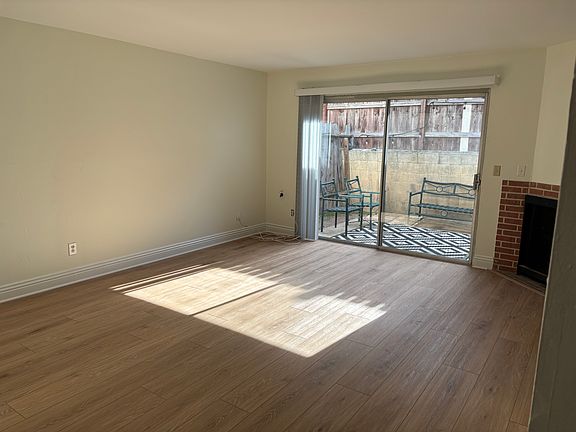 2nd image of 692 Camino De Los Mares APT 1