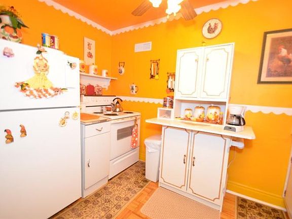 5th image of 4001 Crestview Dr